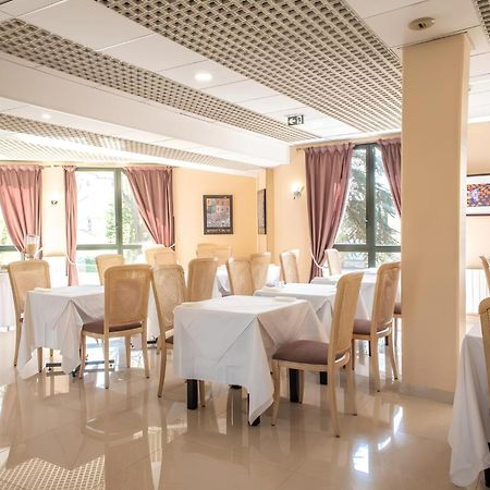 Hotel Garabel Plaisir Luaran gambar