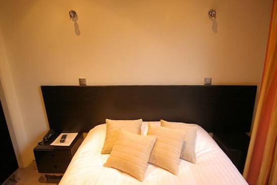 Hotel Garabel Plaisir Bilik gambar
