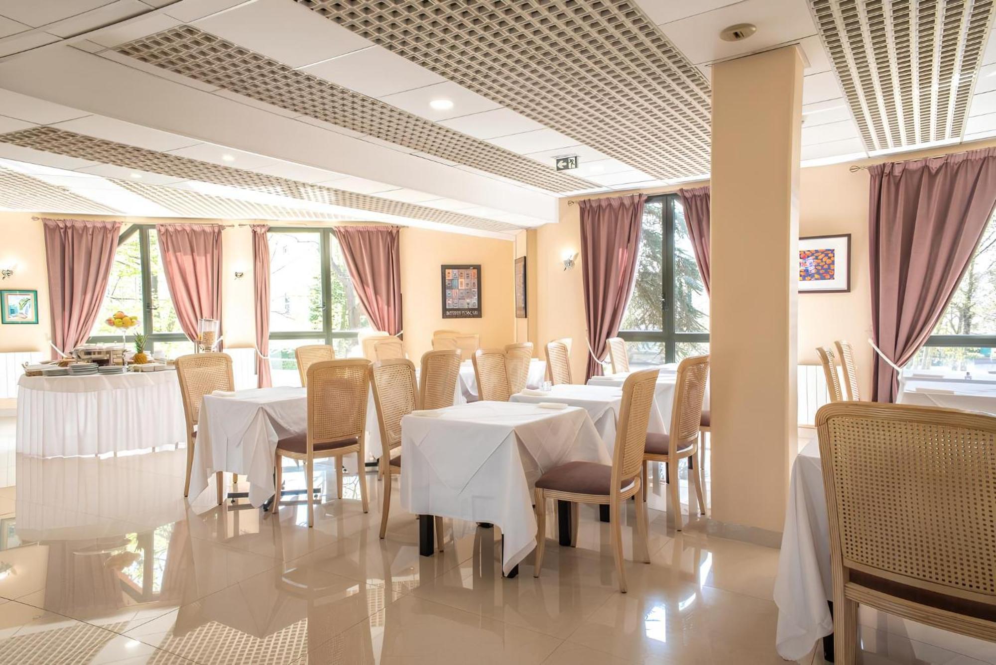 Hotel Garabel Plaisir Luaran gambar