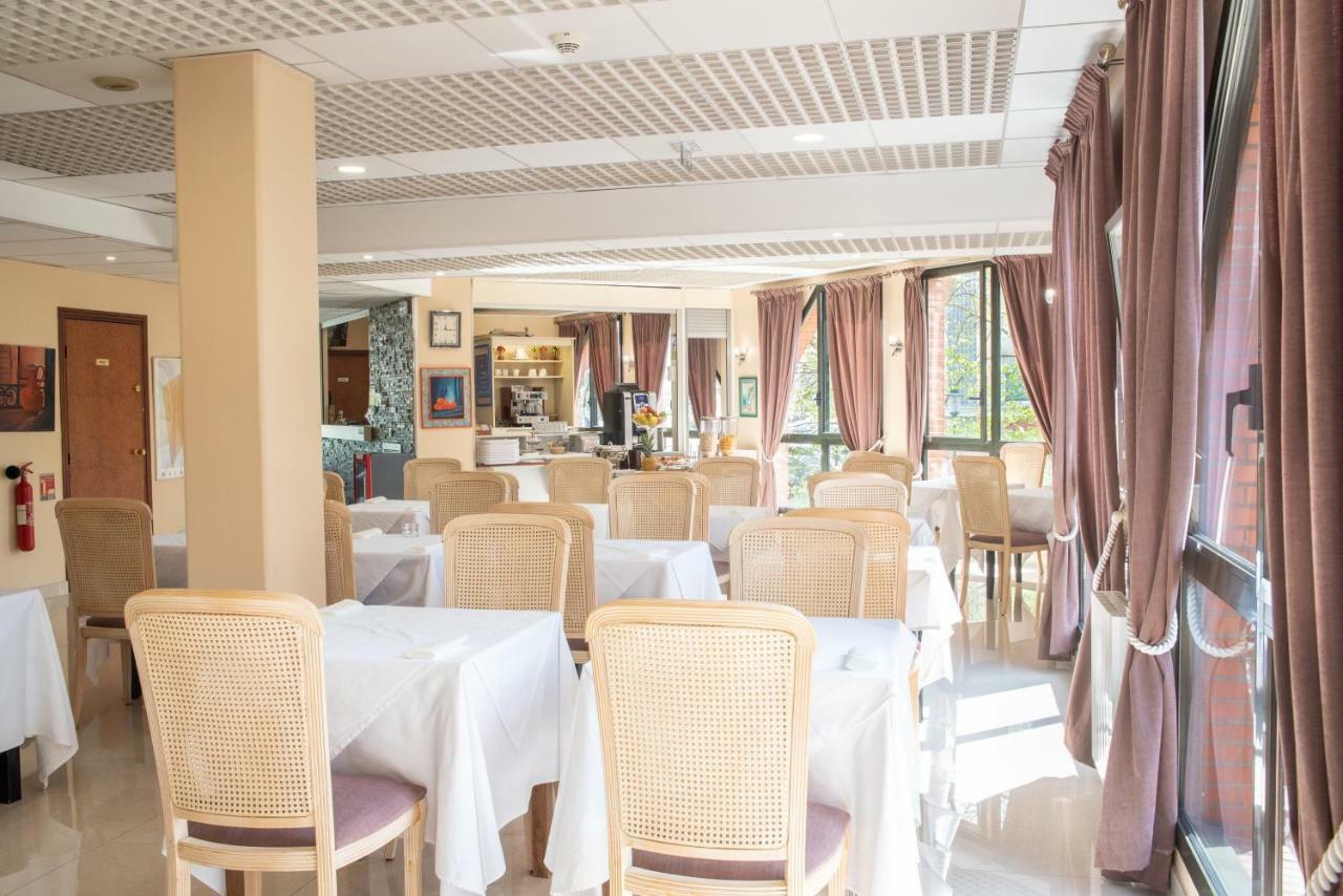 Hotel Garabel Plaisir Luaran gambar